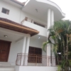 LOCATION D’UNE TRÈS GRANDE VILLA À MACAMPAGNE RÉF. NGUMA 23 VILLA