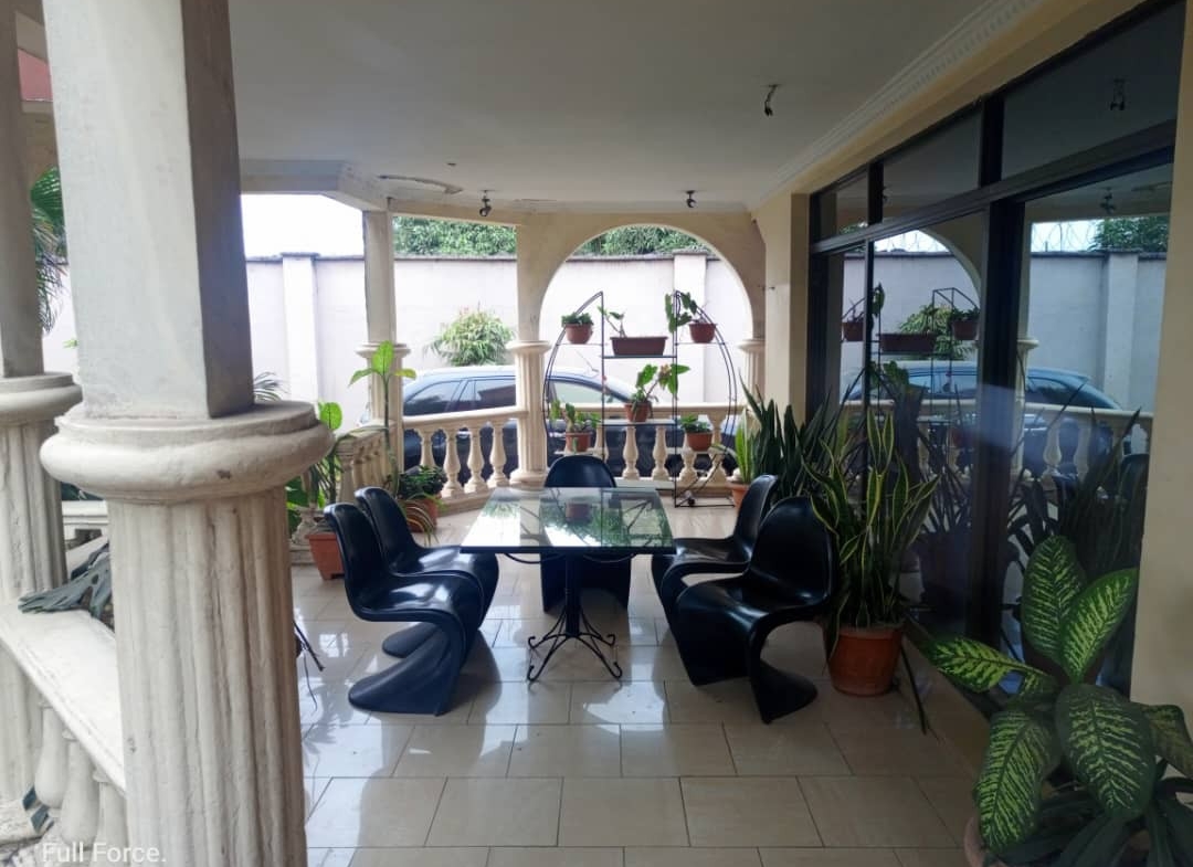 Belle Villa