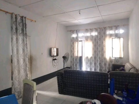 VENTE À LEMBA SUPER D'UNE PARCELLE 8 parcelle