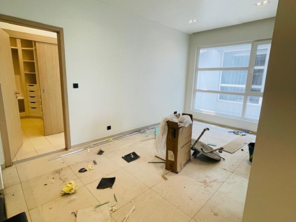 APPARTEMENT À VENDRE À LA GOMBE, RÉFÉ. : HÔTEL DU FLEUVE 14 appartement