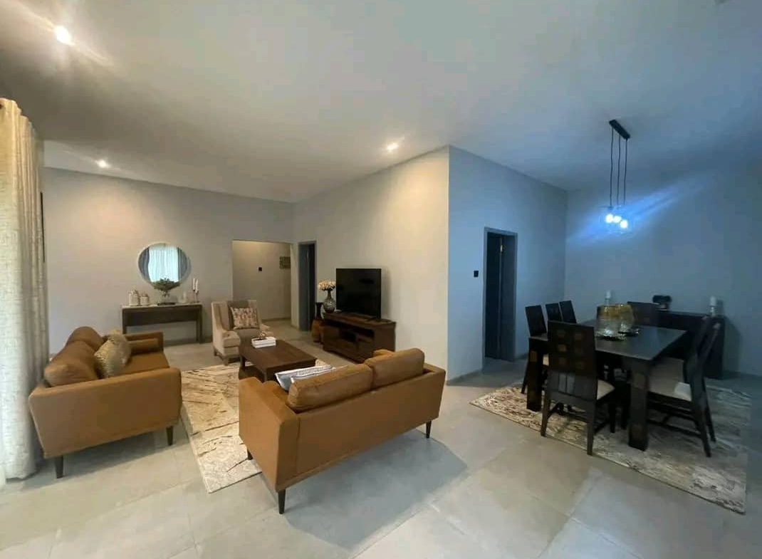 APPARTEMENT MEUBLÉ