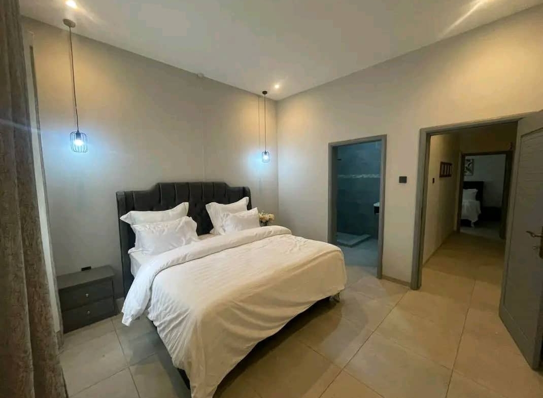APPARTEMENT MEUBLÉ
