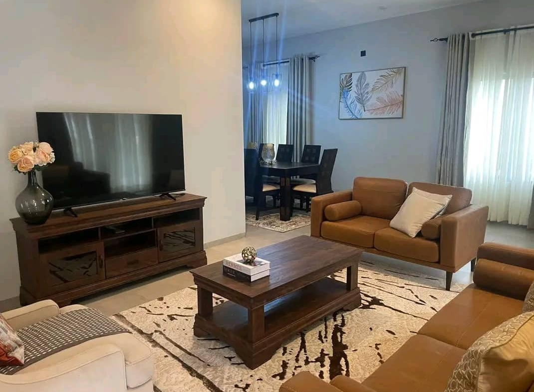 APPARTEMENT MEUBLÉ