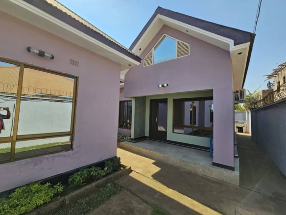 MAISON À LOUÉ À LUBUMBASHI AU GOLF MÉTÉO1 36 MAISON À LOUÉ