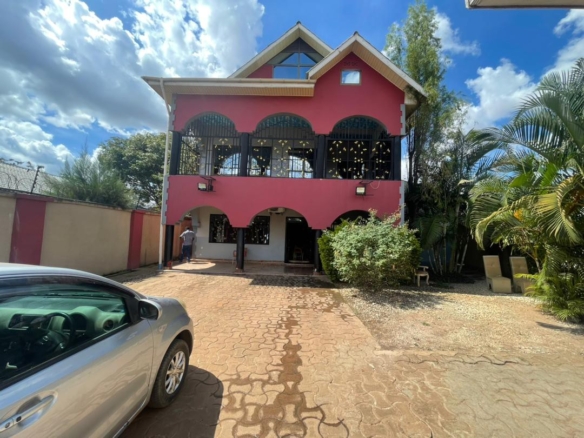 MAISON À VENDRE À VENDRE À LUBUMBASHI AU GOLF MÉTÉO1 6 MAISON À VENDRE