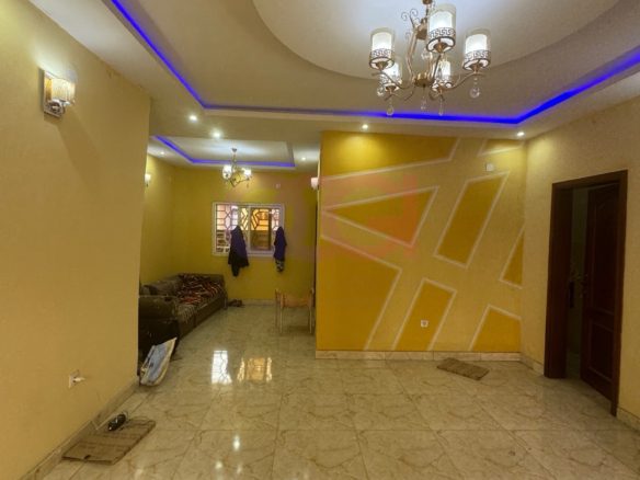 APPARTEMENT NOUVELLEMENT CONSTRUIT AU REZ DE CHAUSSÉE À LOUER À KINTAMBO 8 APPARTEMENT à louer