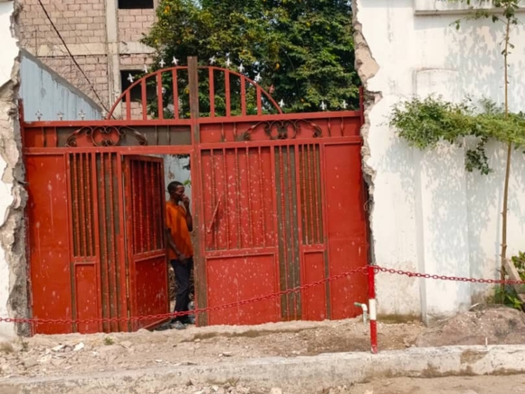 Parcelle à vendre dans la commune de LIMETE 1 ÈRE RUE FUNA 16 Parcelle à vendre