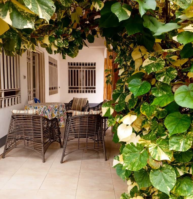 Belle Maison Mise en location vers Joli Parc