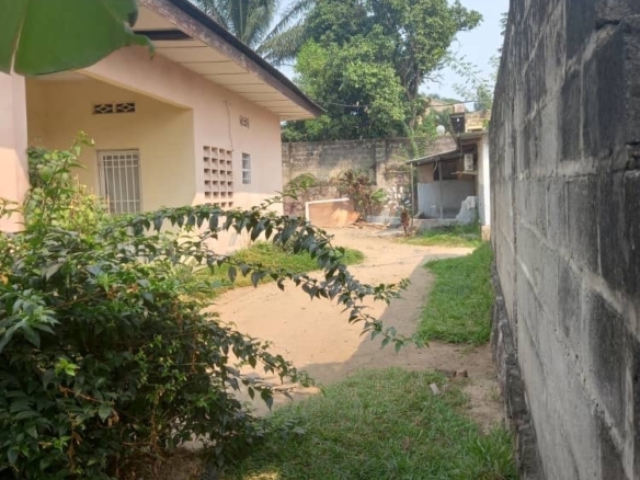 Vente d’une maison à Macampagne avec une servitude de 4 mètres 14 Vente d’une maison