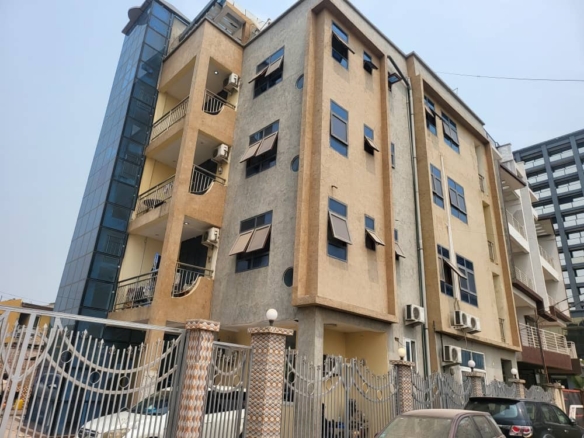 Immeuble à vendre situé à Kitambo 14 à débattre