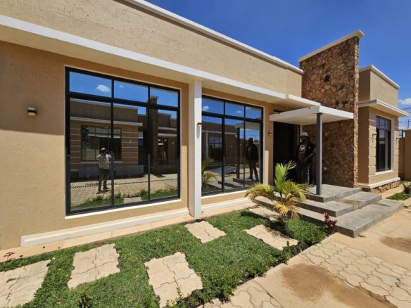 MAISON À LOUÉ À LUBUMBASHI AU GOLF FAUSTIN 48 MAISON À LOUÉ