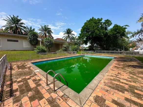 Magnifique Villa avec Piscine mise en location à Mont Fleury 30 villa à louer