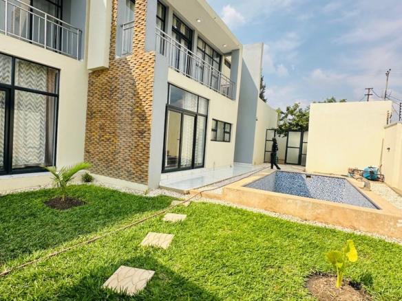 VILLA MEUBLÉE MISE EN LOCATION A LUBUMBASHI AU GOLF LE BATTANT 7 VILLA MEUBLÉE MISE EN LOCATION