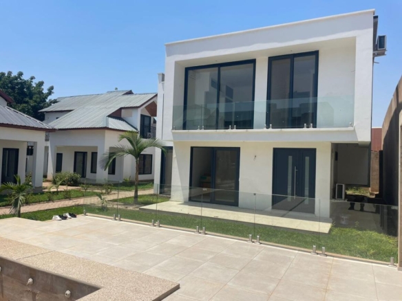 APPARTEMENT A LOUÉ À LUBUMBASHI AU GOLF KABULAMESHI 6 scaled 1000603901