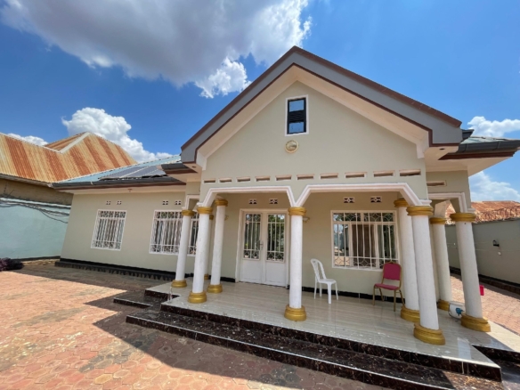 MAISON À LOUÉ À LUBUMBASHI AU GOLF FAUSTIN 34 MAISON À LOUÉ
