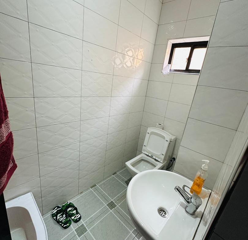 APPARTEMENT MEUBLÉ À LOUÉ