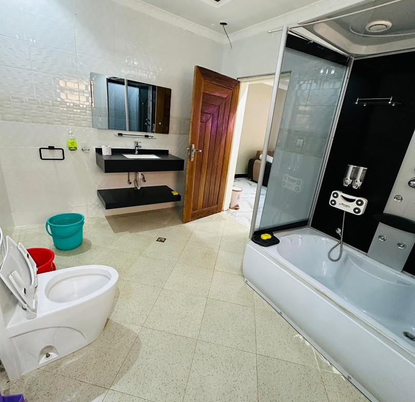 APPARTEMENT MEUBLÉ À LOUÉ