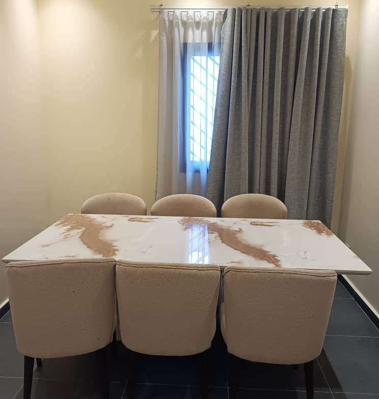 APPARTEMENT MEUBLÉ À LOUÉ