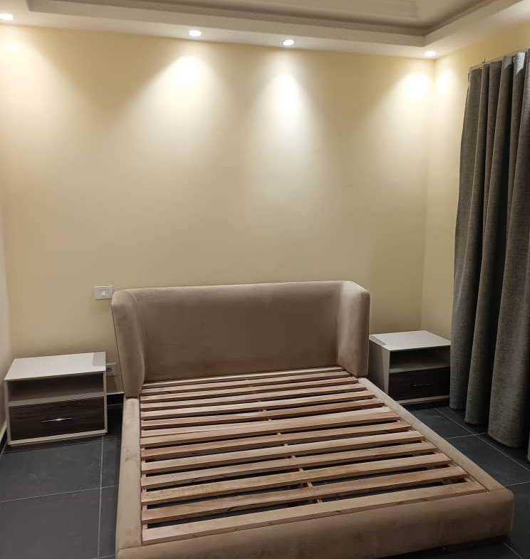 APPARTEMENT MEUBLÉ À LOUÉ