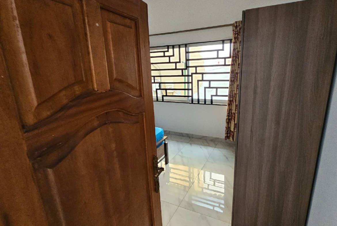 APPARTEMENT MEUBLÉ A LOUER