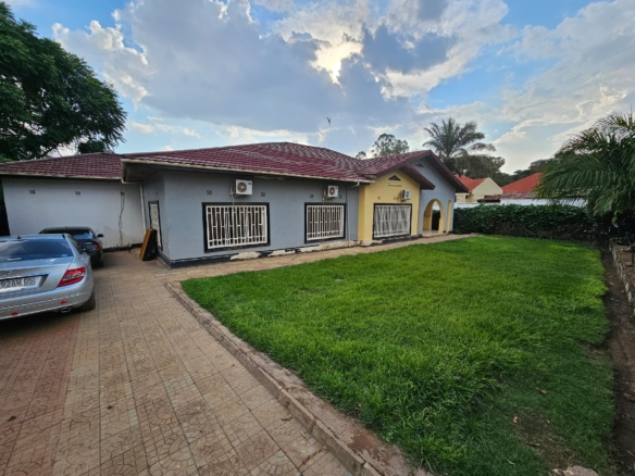 MAISON MISE EN LOCATION À LUBUMBASHI QUARTIER ALILAC CENTER 12 MAISON MISE EN LOCATION