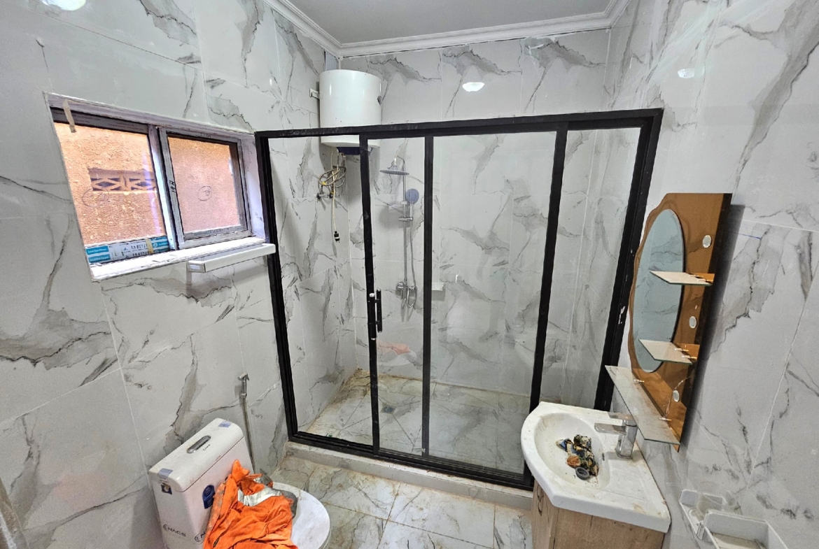 APPARTEMENT A LOUÉ