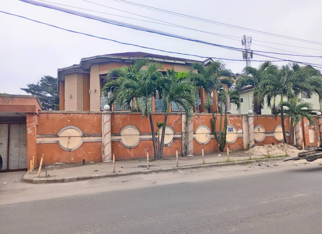 VILLA A VENDRE