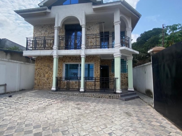Parcelle à vendre à Kinshasa/ Mont-ngafula Mbudi 16 Parcelle à vendre