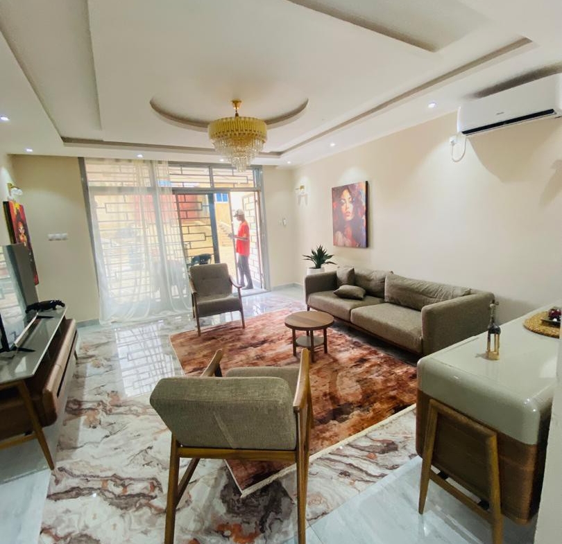 APPARTEMENT MEUBLÉ À LOUÉ