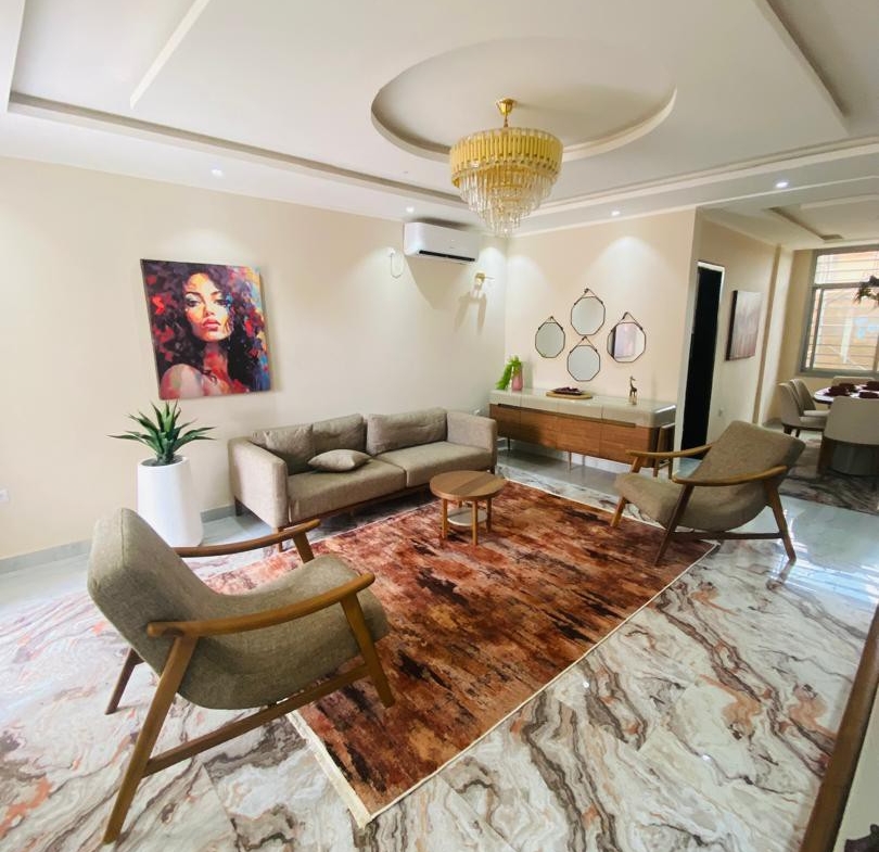 APPARTEMENT MEUBLÉ À LOUÉ