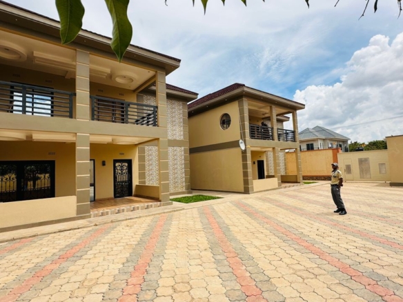 APPARTEMENTS À LOUER À LUBUMBASHI 6 APPARTEMENTS À LOUER