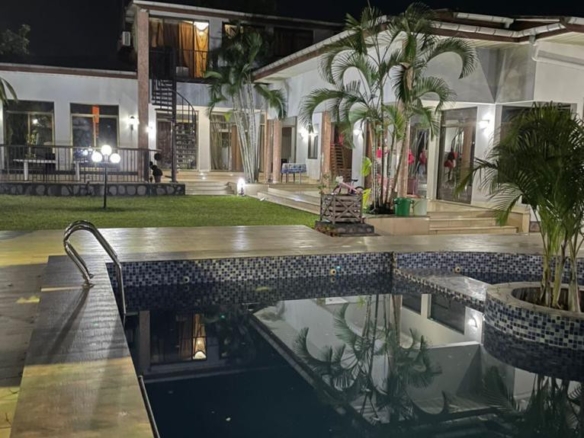 Villa avec Piscine Kinshasa Macampagne 3 scaled 1001205601 1