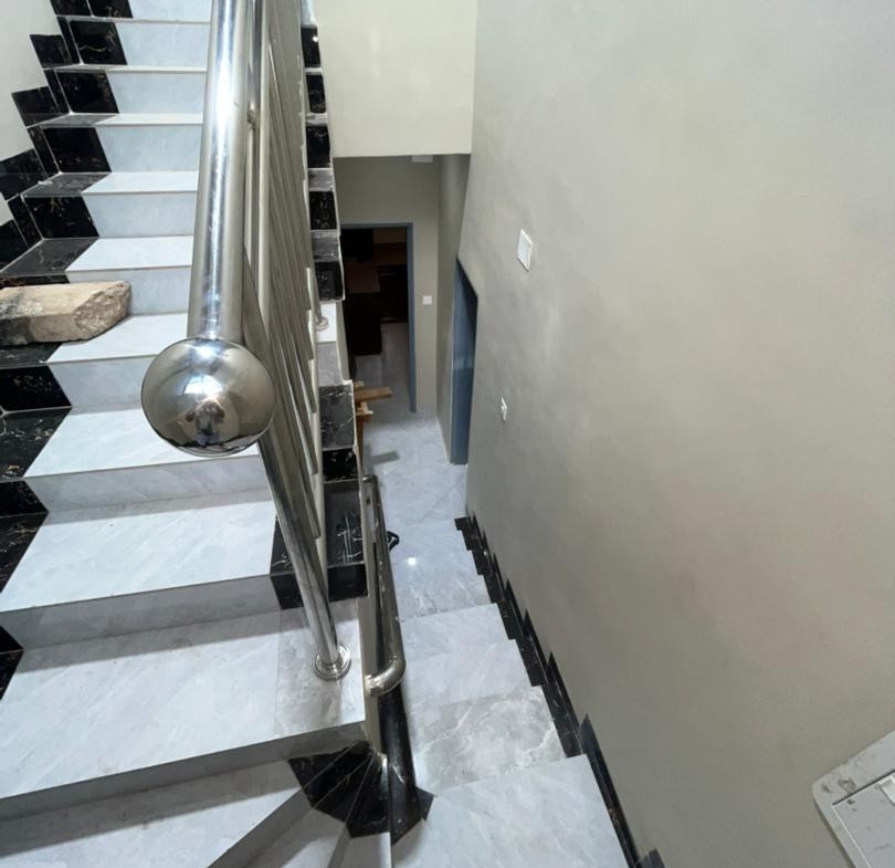MAISON À LOUÉ
