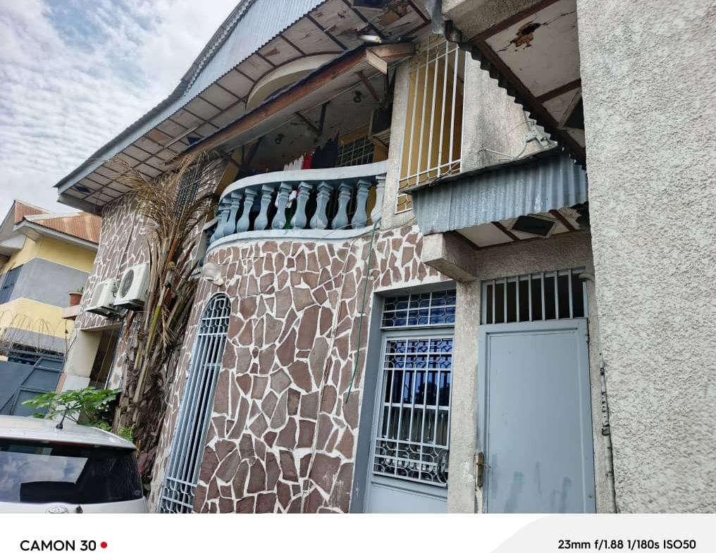 PARCELLE À VENDRE