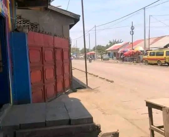Parcelle à vendre situé à mbudi tout mazal dans la commune de Mont Ngafula 14 Parcelle à vendre