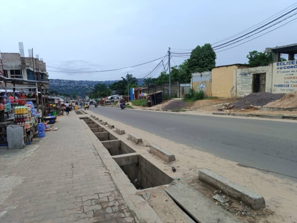 Vente parcelle terrain vide situé à bel air dans la commune de Mont Ngafula 4 Vente parcelle