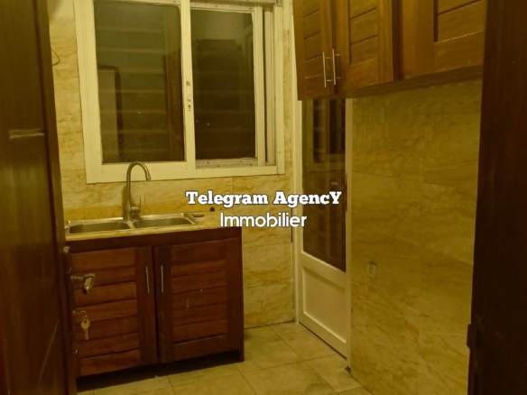 Appartement à louer à Bandal Bisengo 44 Appartement à louer