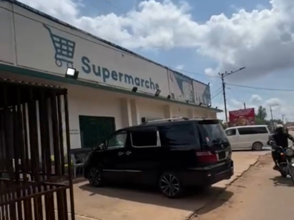 Parcelle à vendre sur l'avenue Ruwhe ville de Lubumbashi 14 Parcelle à vendre