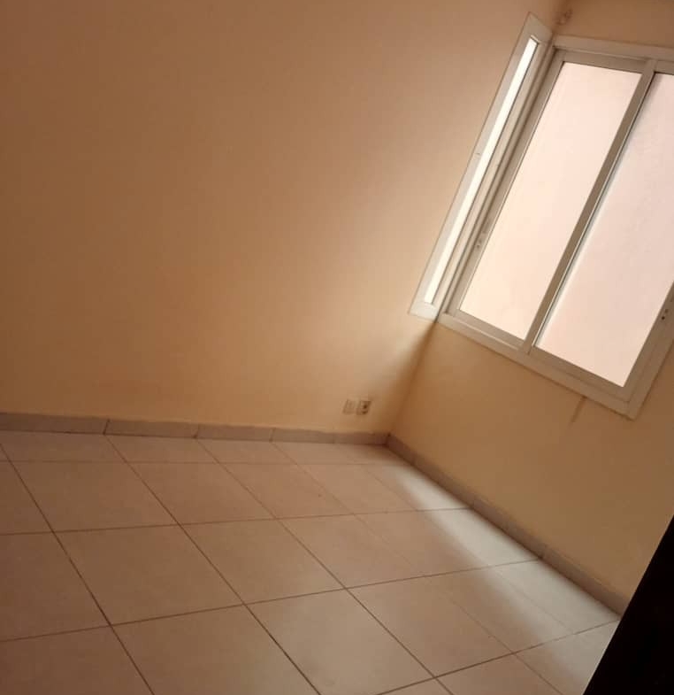 Bel Appartement mis en location à GOMBE