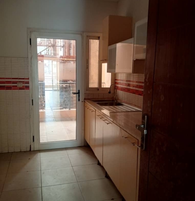 Bel Appartement mis en location à GOMBE