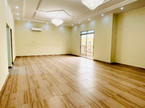 Appartement mis en vente à Kasavubu 10 Appartement