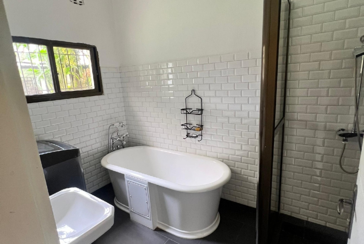 VILLA MISE EN VENTE