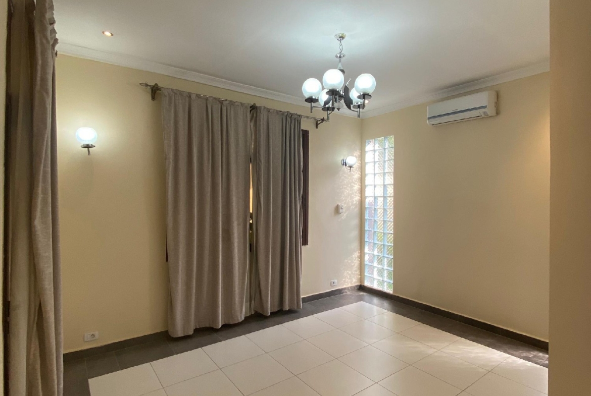 APPARTEMENT A LOUÉ