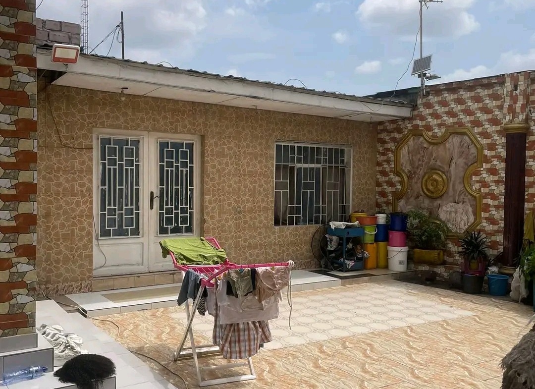 PARCELLE À VENDRE