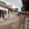 Parcelle avec 8 portes des locataires à vendre au Quartier maman Mobutu à Mont Ngafula 23 Parcelle