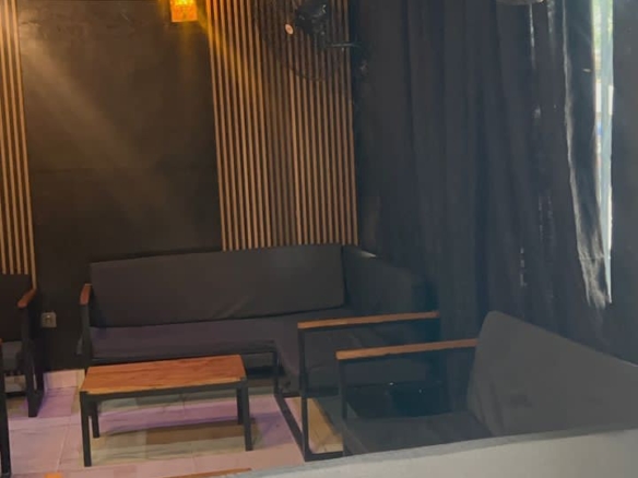 Espace Lounge Bar mis en location à Limete 42 Parcelle