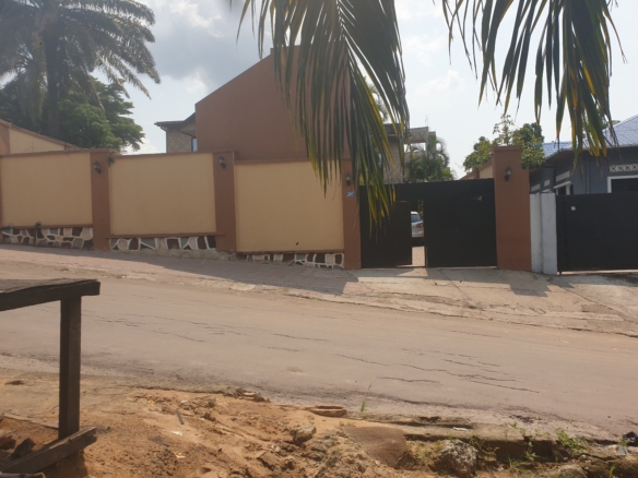 Magnifique Villa avec Piscine mise en location à Ngaliema 4 Villa