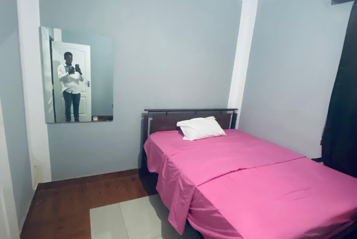 APPARTEMENT MEUBLÉ À LOUÉ