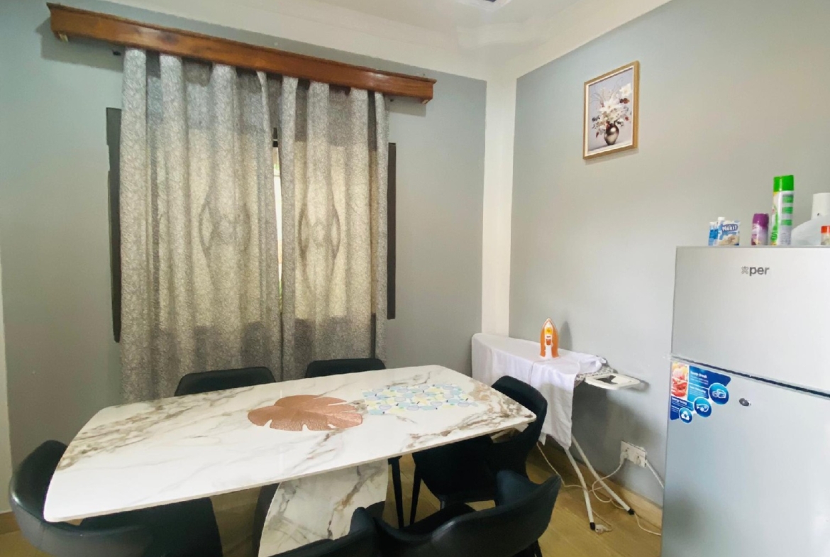 APPARTEMENT MEUBLÉ À LOUÉ