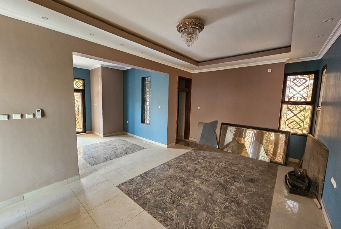 APPARTEMENT A LOUÉ